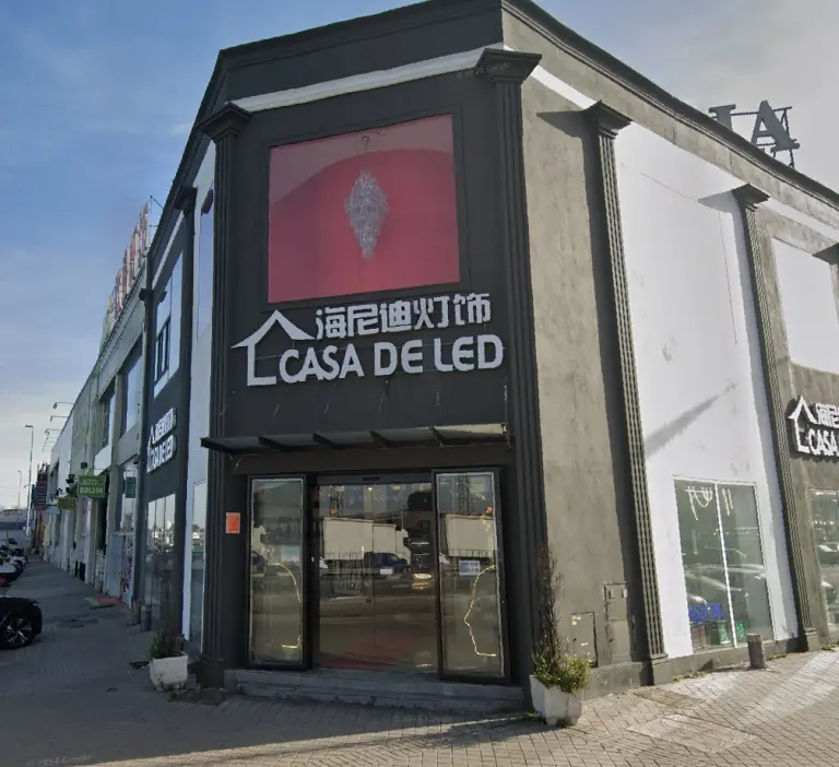 casa de led 768x702